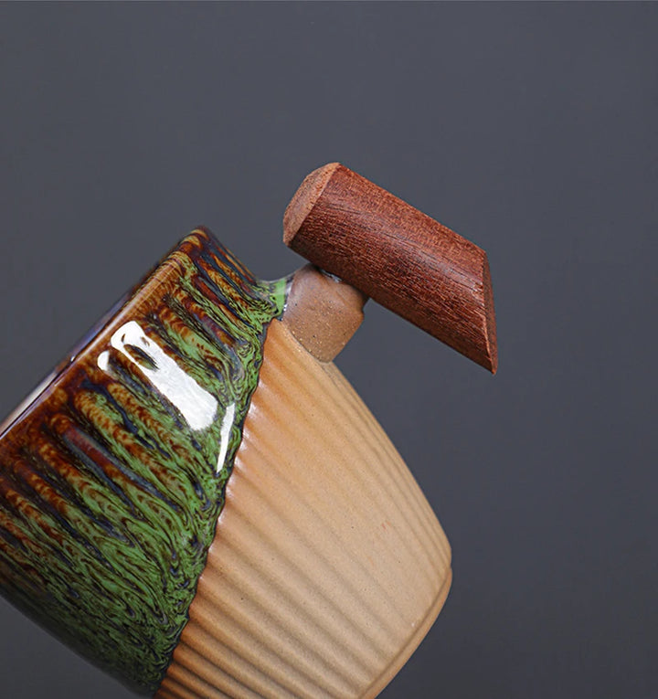 Lorelei Wood Clasp Ceramic Cup